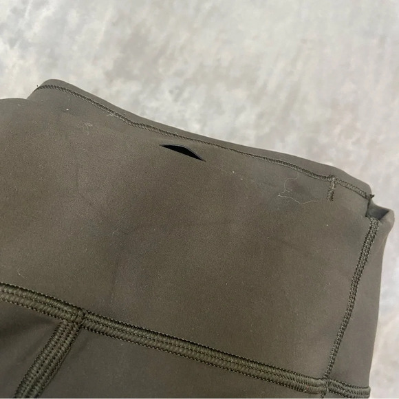 Lululemon In Movement 7/8 Tight *Everlux 25" Dark Olive Green 21686 - Picture 12 of 14